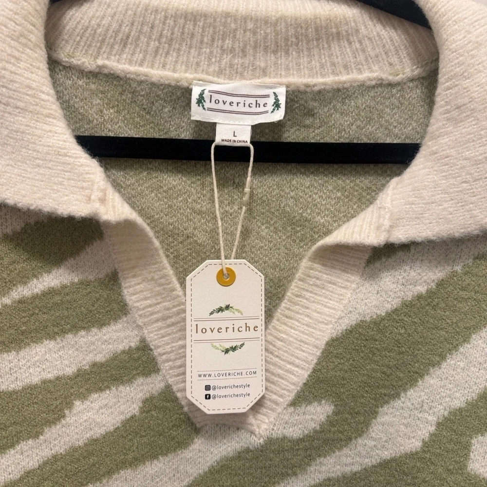 🆕 Love Richie Collared V-neck Sweater. L. NWT!💥